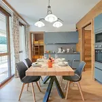The Lovely Nest - Happy Apartment