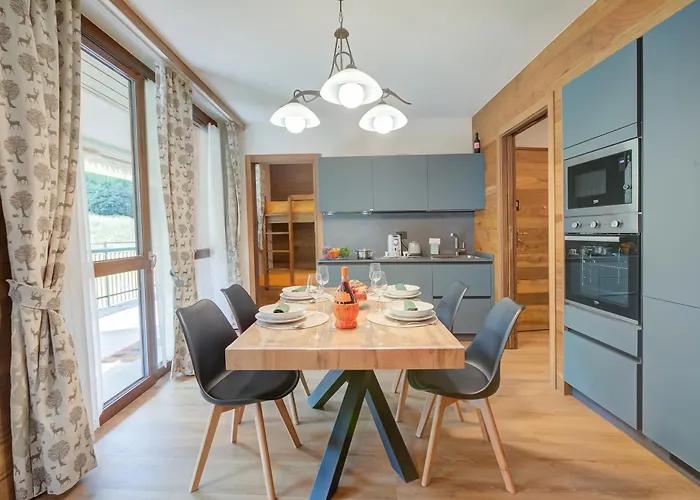 The Lovely Nest - Happy Apartment